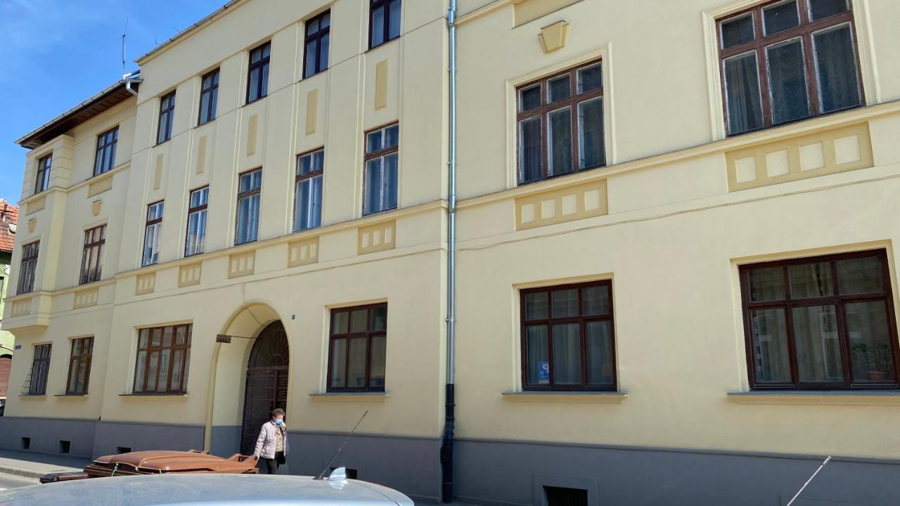Old Town Apartment Ana Sibiu Buitenkant foto