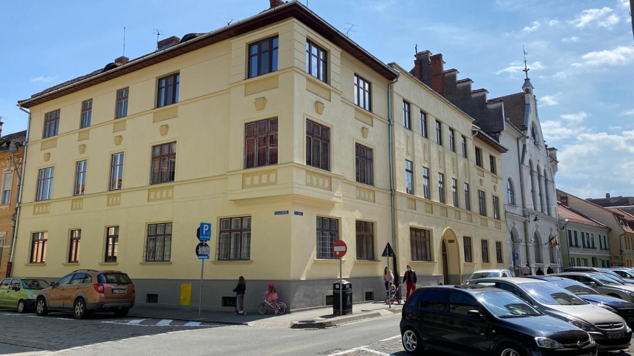 Old Town Apartment Ana Sibiu Buitenkant foto