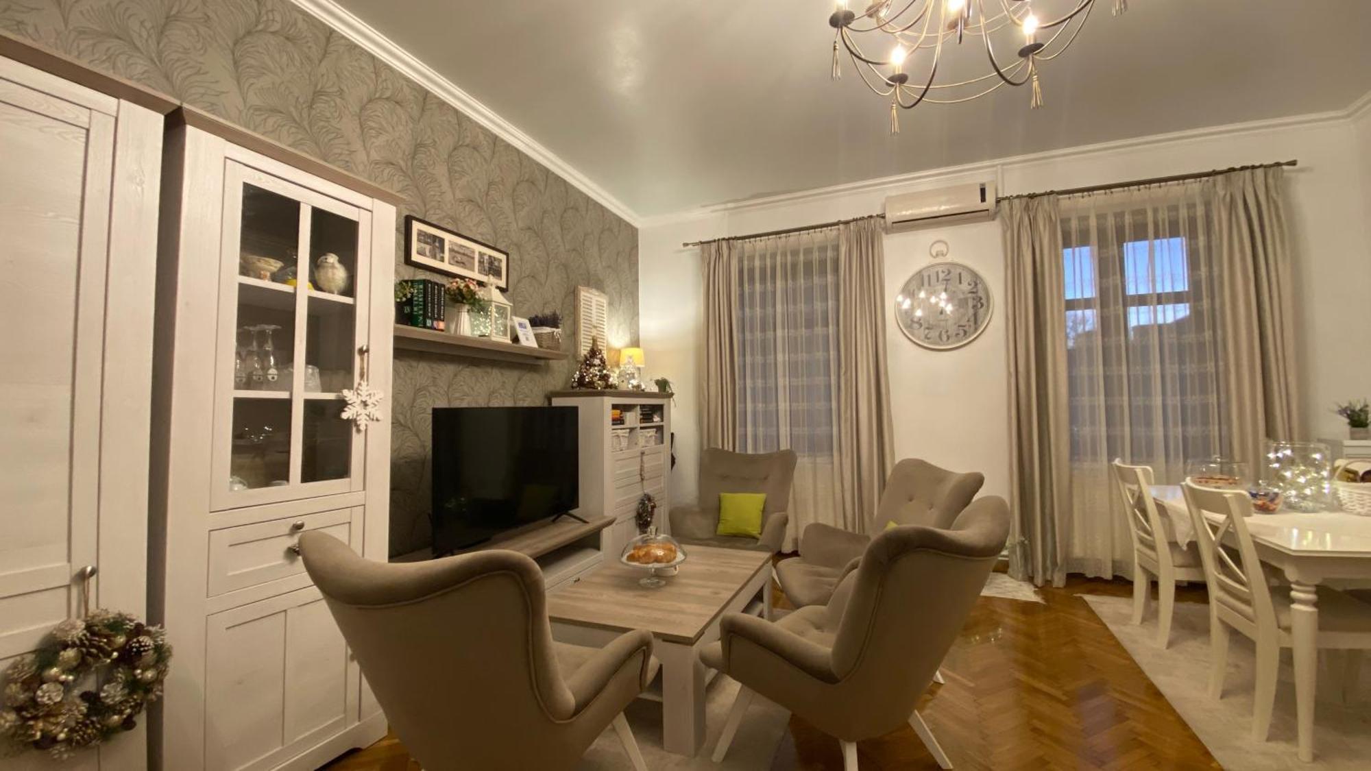 Old Town Apartment Ana Sibiu Buitenkant foto