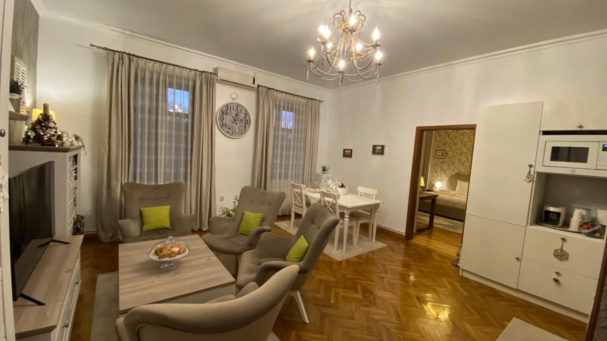 Old Town Apartment Ana Sibiu Buitenkant foto